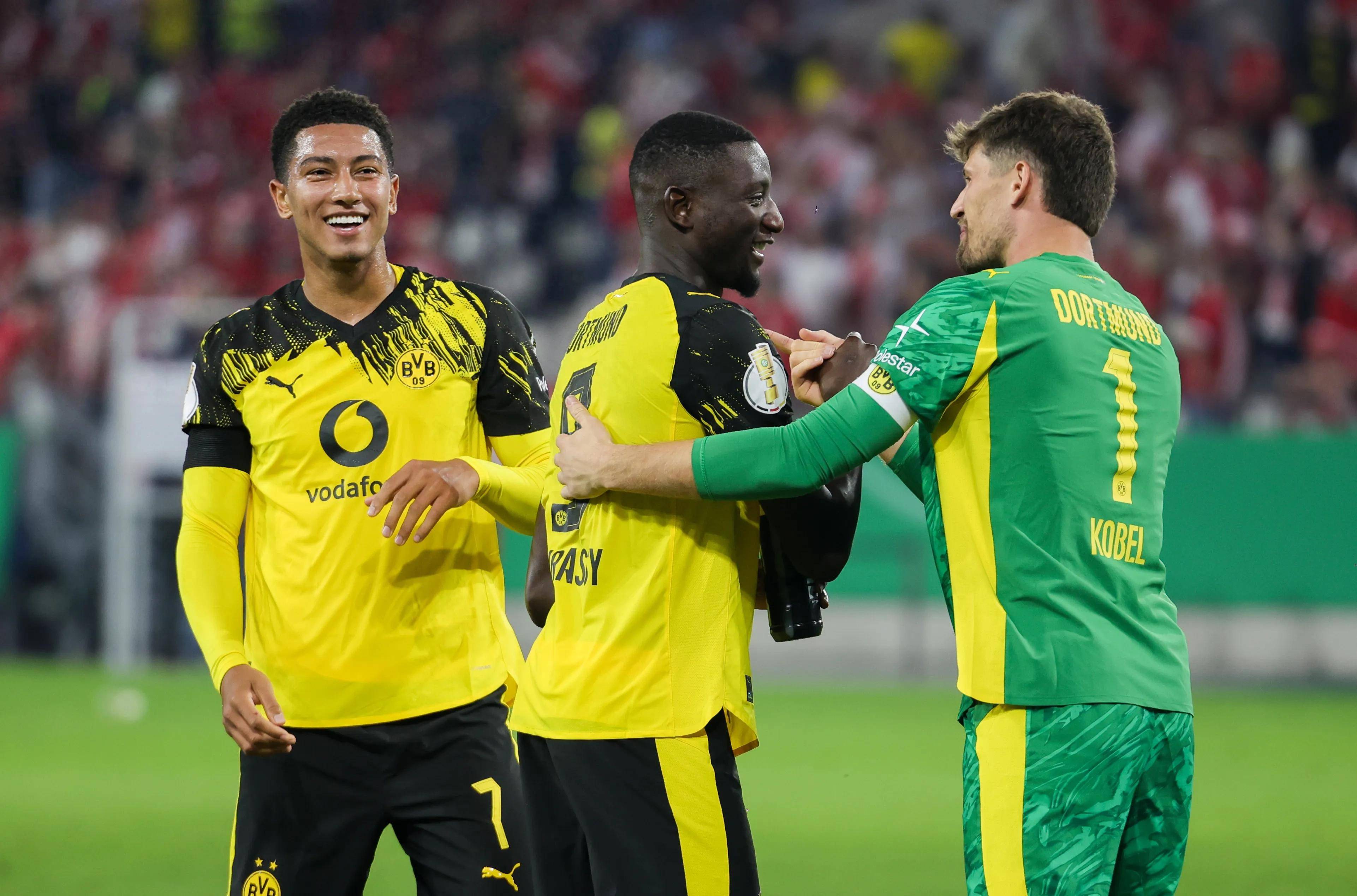 开云-多特蒙德迎德甲关键赛；加时末段内部沟通；态度坚定；赛程密集仍需轮换