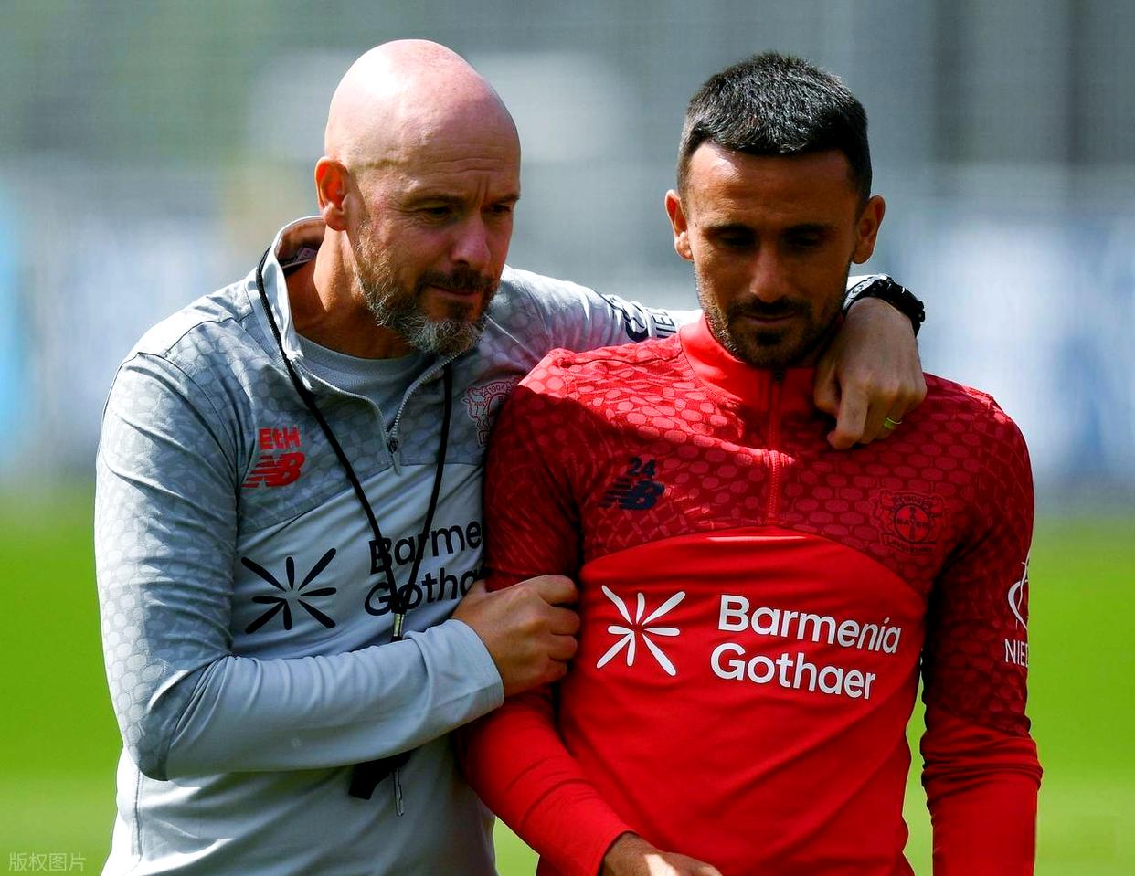 开云-包含赛地聚焦——全明星赛冲刺阶段热度飙升，勒沃库森绝杀压哨，质疑声仍在，控场能力受关注的词条