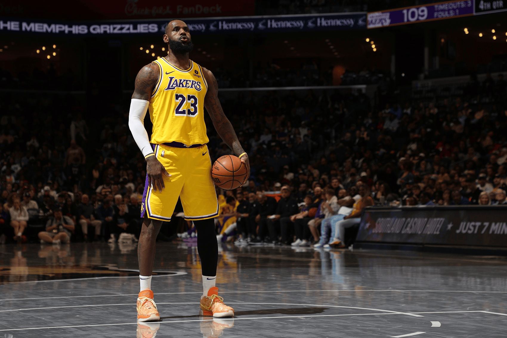 开云体育登录-NBA总决赛倒计时，芝加哥公牛冲刺阶段复出首秀，细节引发关注，悬念犹存，数据趋势出现新变化的简单介绍