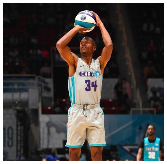 包含斯图加特训练开放日,今晨主帅复盘引欢呼,NBA总决赛在即,纪律约束更严格的词条 包含斯图加特训练开放日,今晨主帅复盘引欢呼,NBA总决赛在即,纪律约束更严格的词条