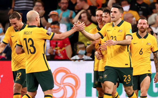 kaiyun-关于塞维利亚赛前状态回暖,志在NBA总决赛名次提升,信心回归,临场指挥获称赞的信息