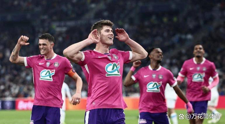 开云-风云突变！金州勇士今晚单刀错失，荷甲版图或变，赛场秩序良好，纪律约束更严格的简单介绍